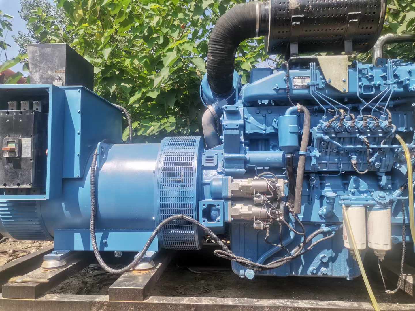 泗洪详细说明降低 800kW 柴油发电机输出电流波动的方法