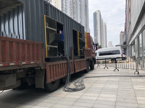 泗洪柴油发电机空气滤清器在不同季节的更换周期是否有差异？