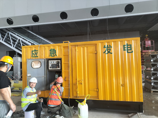 泗洪怎样判断空气滤清器是否需要更换？