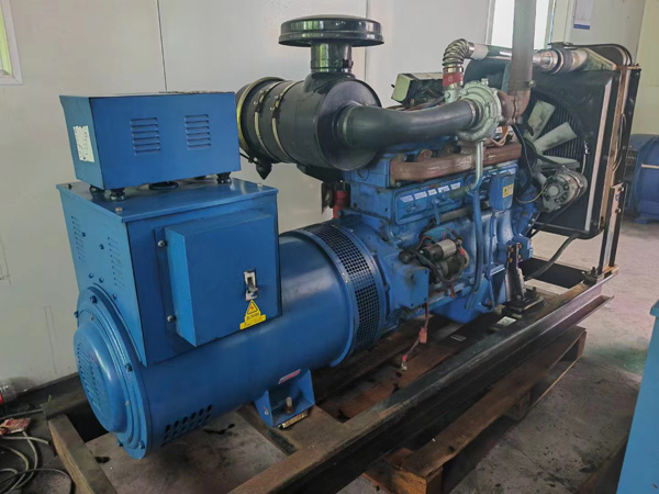 泗洪100kW柴油发电机组使用多级机油有哪些优缺点？